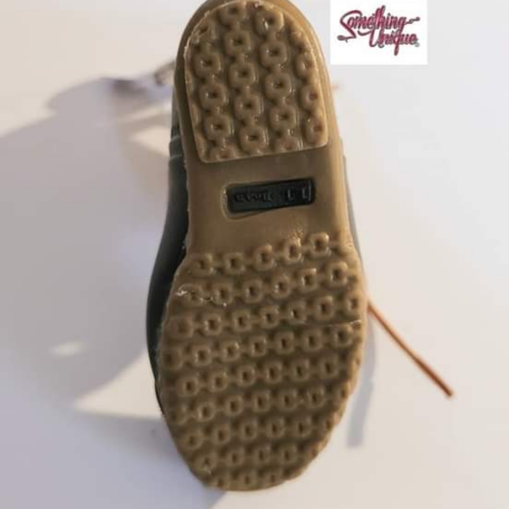 Mini Boot Keychain - Picture 5 of 5